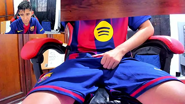 gomitaboy1 online show from 25, 6, 2026