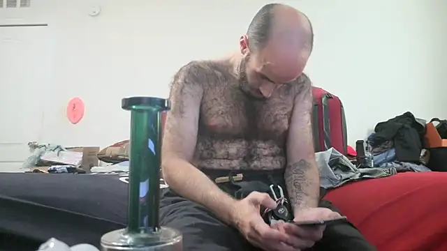 Snapshot of CirclingClass chatting on 4, 11, 2025 CirclingClass online show from 4, 11, 2025