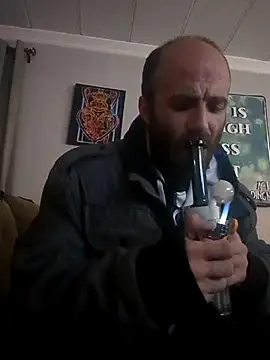 Snapshot of CirclingClass chatting on 25, 11, 2025 CirclingClass online show from 25, 11, 2025