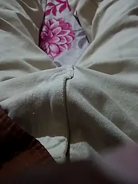 Snapshot of rockmen04 chatting on 27, 3, 2026 rockmen04 online show from 27, 3, 2026