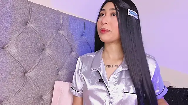 Chelsyrose online show from 7, 3, 2026