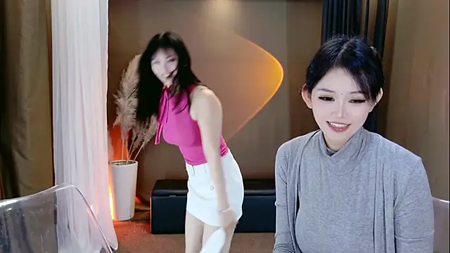 Banana-Milk69 online show from 11, 6, 2026