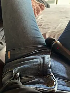 aleexii s online show from 9, 4, 2026