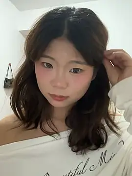 Smallwood 29 online show from 24, 4, 2026