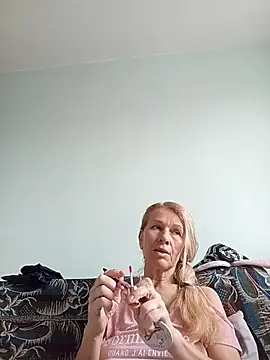 ViktoriaSexi1 online show from 1, 4, 2026