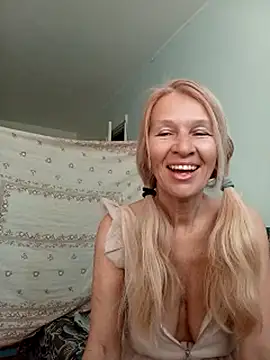 ViktoriaSexi1 online show from 24, 4, 2026