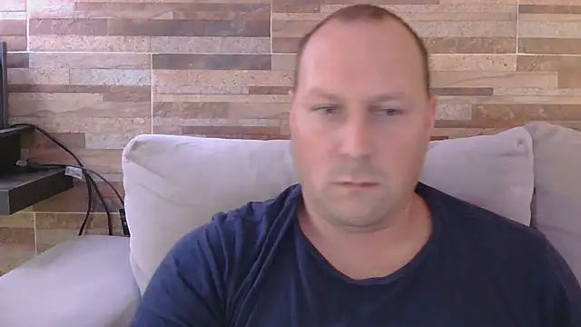 lustonfan online show from 10, 4, 2026