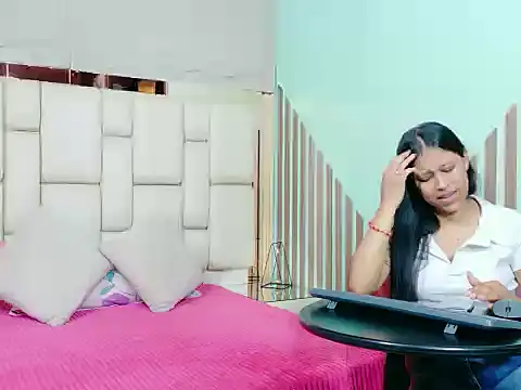 VikyANDfer online show from 23, 4, 2026