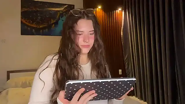 KristieKitty online show from 18, 5, 2026