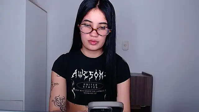 Lucy engel online show from 24, 4, 2026