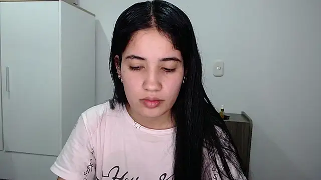 Lucy engel online show from 26, 4, 2026