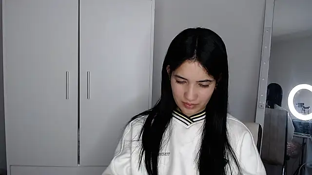 Snapshot of Lucy_engel chatting on 17, 5, 2026 Lucy engel online show from 17, 5, 2026