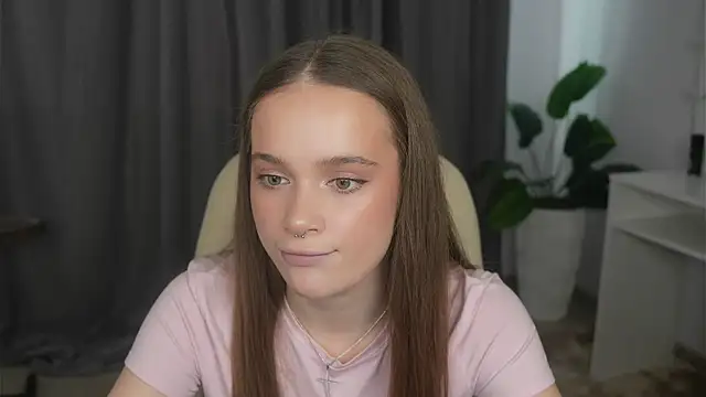 Snapshot of MeriPhelan chatting on 10, 3, 2026 MeriPhelan online show from 10, 3, 2026