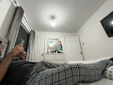 r130130 online show from 25, 3, 2026