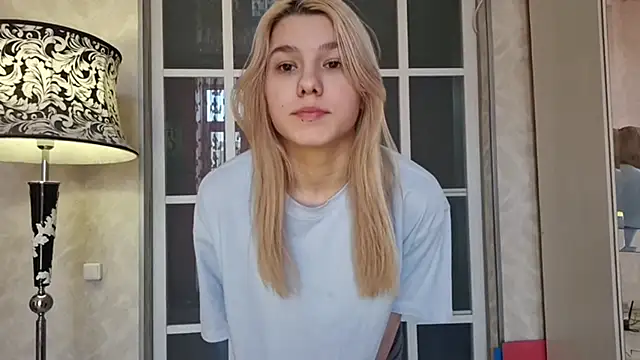 SweetBoobiesChill online show from 9, 3, 2026