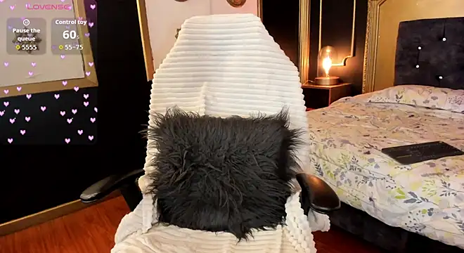 Nina Lust online show from 14, 3, 2026