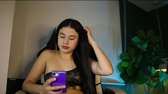 Snapshot of Danaa_Rousee_ chatting on 13, 6, 2026 Danaa Rousee online show from 13, 6, 2026