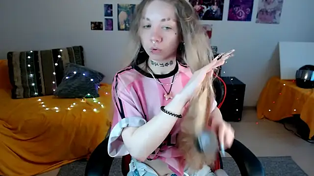 Snapshot of Nica_Kawaii chatting on 8, 6, 2026 Nica Kawaii online show from 8, 6, 2026