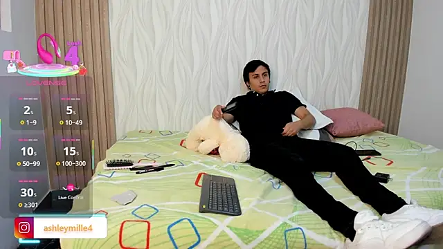 Onyx black1934 online show from 27, 4, 2026