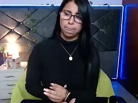 Alisha Gamskar13 online show from 28, 4, 2026