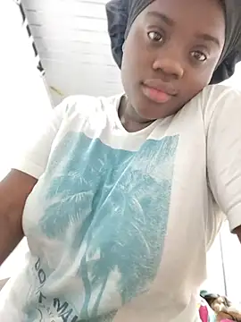 YourLiaa  online show from 28, 4, 2026