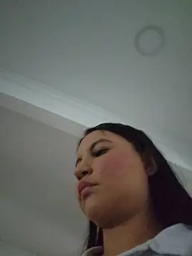 Pretty Julieta online show from 28, 4, 2026