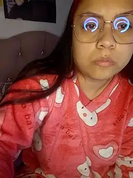 nahomy05 online show from 9, 3, 2026