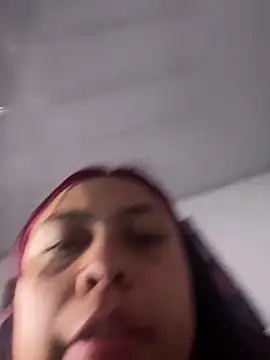 nahomy05 online show from 16, 3, 2026