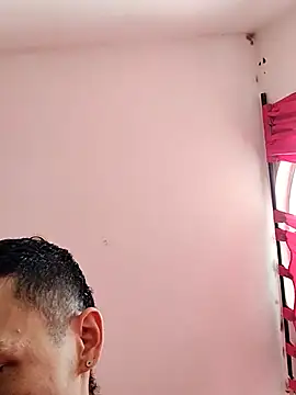 Snapshot of TuCanero23cm chatting on 12, 4, 2026 TuCanero23cm online show from 12, 4, 2026