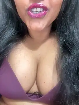 Snapshot of munni-munni6767 chatting on 11, 4, 2026 munni-munni6767 online show from 11, 4, 2026