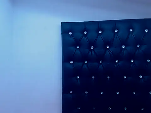 ElegantDesirexx online show from 8, 3, 2026