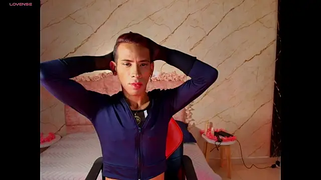 Snapshot of monserrat_petite chatting on 14, 3, 2026 monserrat petite online show from 14, 3, 2026