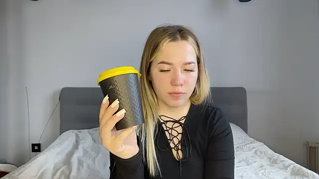 alyrasun online show from 30, 3, 2026