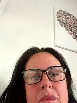 Snapshot of BunnyBallyX chatting on 16, 5, 2026 BunnyBallyX online show from 16, 5, 2026