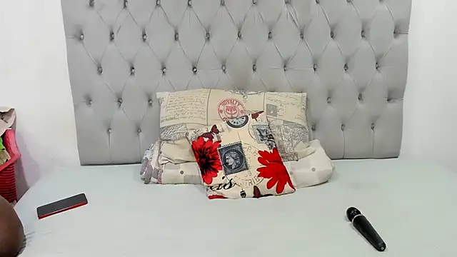 DarkBubble xx online show from 27, 4, 2026