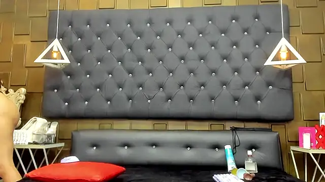 CaroBeltran online show from 25, 4, 2026