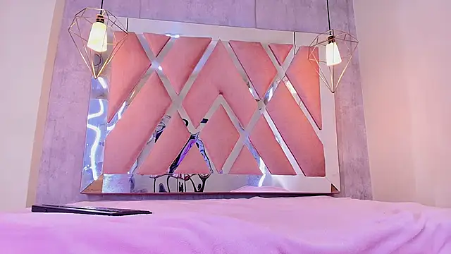 luci lane  online show from 11, 4, 2026