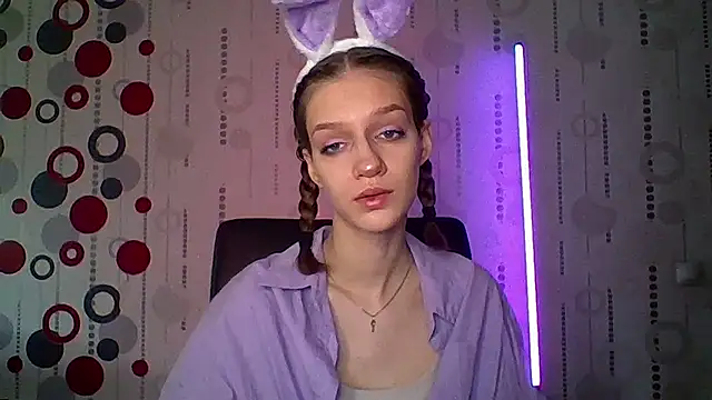 Chrissy Joyful online show from 28, 4, 2026