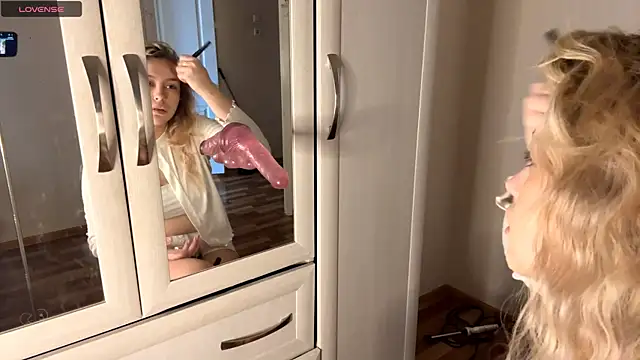 WonderedFlair online show from 21, 4, 2026