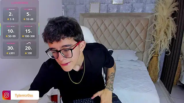 TylerCross  online show from 5, 4, 2026