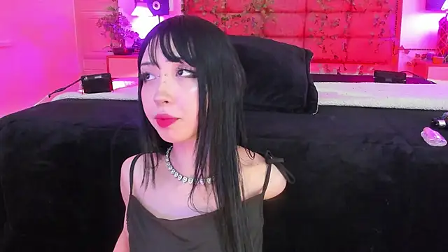 Vickmoon online show from 29, 7, 2026
