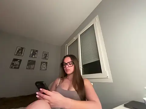 lilix6 online show from 8, 4, 2026