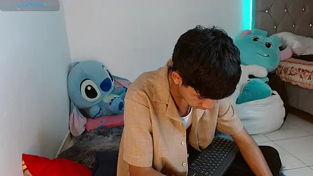 Sebas fire4 online show from 2, 4, 2026