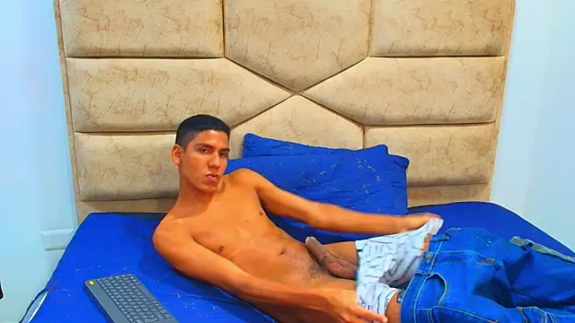 darkknight xx online show from 7, 3, 2026