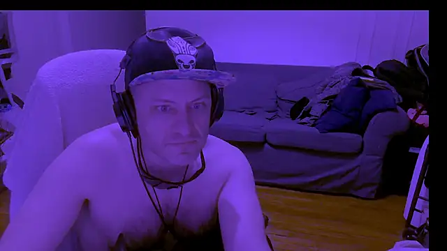 NeonDancer online show from 15, 3, 2026