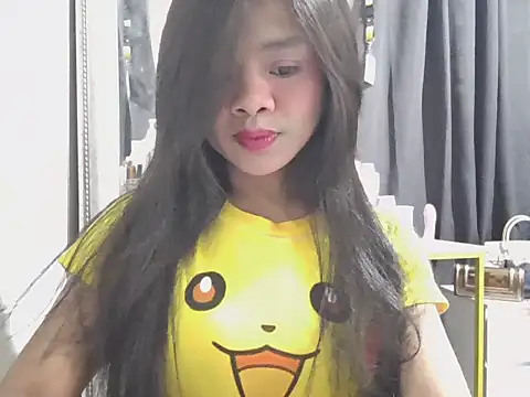 YunaBigCock online show from 30, 6, 2026
