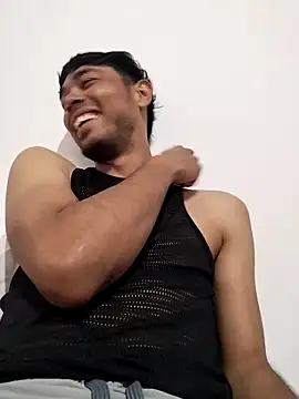 Snapshot of Diamond_Liam chatting on 16, 3, 2026 Diamond Liam online show from 16, 3, 2026