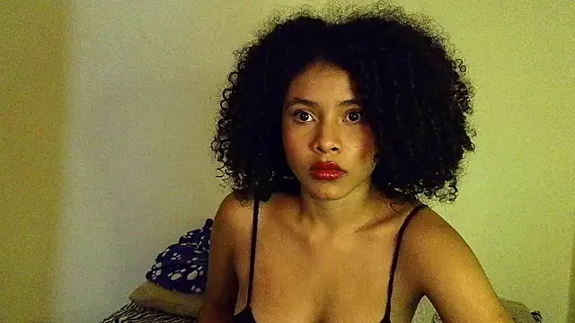 Larita curly online show from 5, 4, 2026