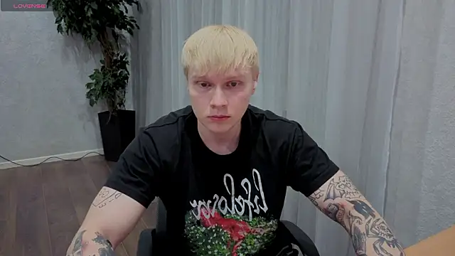 Whitesmoke666 online show from 10, 3, 2026