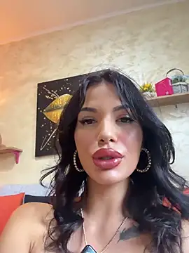 Snapshot of RaniaSnow chatting on 26, 5, 2026 RaniaSnow online show from 26, 5, 2026